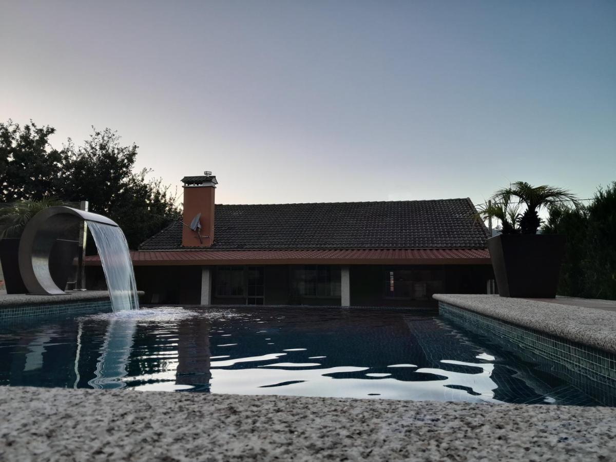 La Casa De Las Ranas Пойо Экстерьер фото